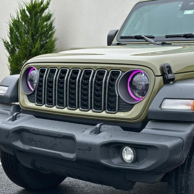 Jeep Wrangler Installed RGBW DRL Boards